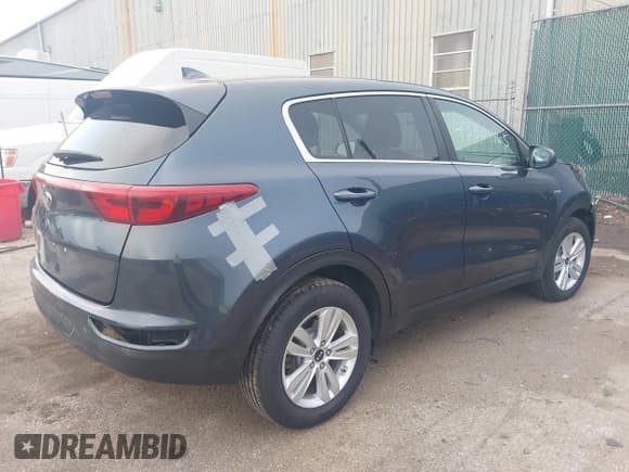 ✅ 2018 Kia Sportage LX • VIN: KNDPMCAC0J7347348 • Lot: 43304965. Listed on IAAI with 72,998 mi. Free auction sales archive from the USA and detailed vehicle history report at DreamBid. Image 4.