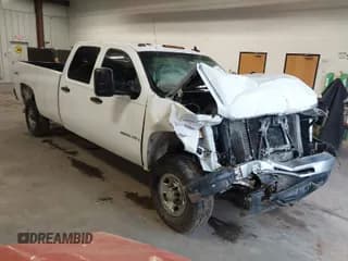 ✅ 2007 Chevrolet Silverado 2500HD 1LT • VIN: 1GCHK23647F512117 • Lot: 41359591. Wystawiony na IAAI z przebiegiem 289 455 mil. Bezpłatny archiwum sprzedaży aukcyjnych z USA i szczegółowy raport historii pojazdu na DreamBid. Zdjęcie 1.