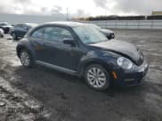 ✅ 2016 Volkswagen Beetle Fleet Edition • VIN: 3VWF17AT2GM602136 • Lot: 90785335. Wystawiony na Copart z przebiegiem 74 609 mil. Bezpłatny archiwum sprzedaży aukcyjnych z USA i szczegółowy raport historii pojazdu na DreamBid. Zdjęcie 4.