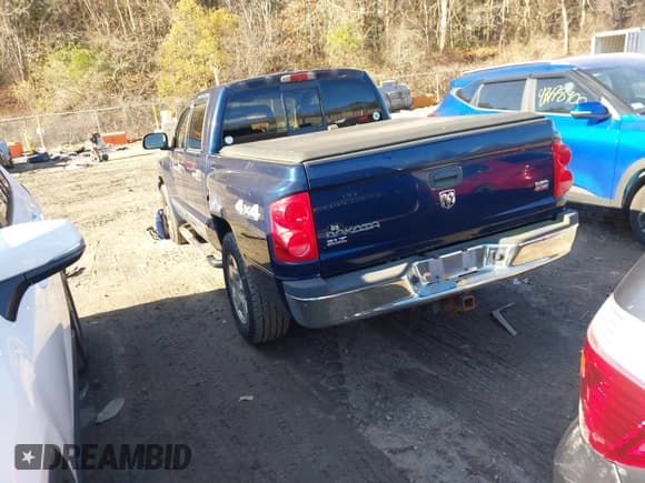 ✅ 2006 Dodge Dakota SLT • VIN: 1D7HW48N66S641407 • Лот: 43815343. Опубликован ранее на IAAI с пробегом 109 995 миль. Бесплатный доступ к архиву аукционных продаж из США и подробный отчёт об истории автомобиля на DreamBid. Изображение 3.
