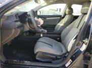 ✅ 2017 Honda Civic LX • VIN: 19XFC2F5XHE219082 • Lot: 92332275. Wystawiony na Copart z przebiegiem 78 440 mil. Bezpłatny archiwum sprzedaży aukcyjnych z USA i szczegółowy raport historii pojazdu na DreamBid. Zdjęcie 7.