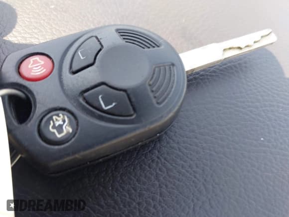 ✅ 2018 Ford Focus SE • VIN: 1FADP3FE8JL281651 • Lot: 43169650. Listed on IAAI with 69,451 mi. Free auction sales archive from the USA and detailed vehicle history report at DreamBid. Image 11.