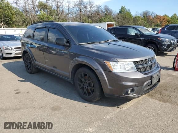 ✅ 2017 Dodge Journey GT • VIN: 3C4PDDEG4HT639576 • Лот: 70773065. Опубликован ранее на Copart с пробегом 95 222 миль. Бесплатный доступ к архиву аукционных продаж из США и подробный отчёт об истории автомобиля на DreamBid. Изображение 4.
