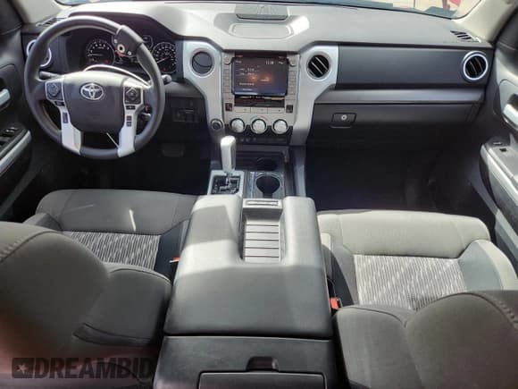 ✅ 2021 Toyota Tundra SR5 • VIN: 5TFUY5F15MX956515 • Lot: 86492045. Listed on Copart with 30,500 mi. Free auction sales archive from the USA and detailed vehicle history report at DreamBid. Image 8.