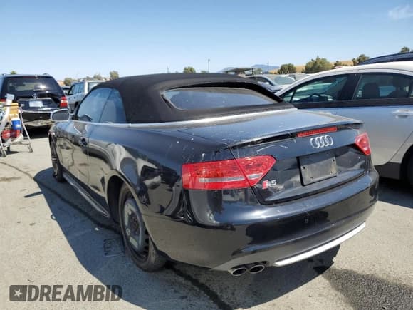 ✅ 2011 Audi S5 Premium Plus • VIN: WAUCGAFH5BN005371 • Лот: 65490964. Опубликован ранее на Copart с пробегом Не указан. Бесплатный доступ к архиву аукционных продаж из США и подробный отчёт об истории автомобиля на DreamBid. Изображение 2.