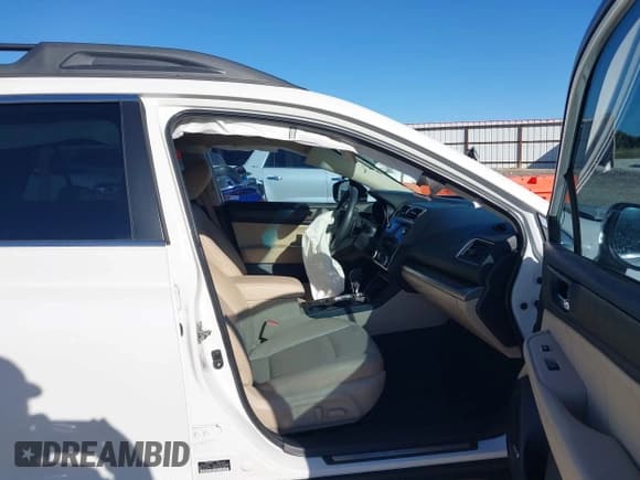 ✅ 2018 Subaru Outback Limited • VIN: 4S4BSAKC9J3380726 • Lot: 43507818. Listed on IAAI with 74,026 mi. Free auction sales archive from the USA and detailed vehicle history report at DreamBid. Image 5.