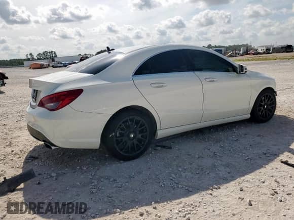 2015 Mercedes-Benz CLA 250 с VIN WDDSJ4EB3FN179952, выставлен на аукционе Copart как лот 70184435 с пробегом 160 444 миль миль и Чистый • Clean title. История ставок и продаж доступна на DreamBid. Изображение 3.