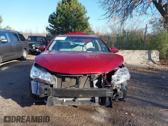 ✅ 2015 Toyota Camry SE • VIN: 4T1BF1FK9FU966995 • Лот: 43650039. Опубликован ранее на IAAI с пробегом 107 577 миль. Бесплатный доступ к архиву аукционных продаж из США и подробный отчёт об истории автомобиля на DreamBid. Изображение 13.