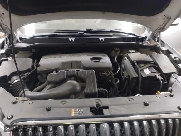 ✅ 2014 Buick Verano • VIN: 1G4PP5SK2E4128094 • Lot: 41411004. Wystawiony na IAAI z przebiegiem 108 819 mil. Bezpłatny archiwum sprzedaży aukcyjnych z USA i szczegółowy raport historii pojazdu na DreamBid. Zdjęcie 10.