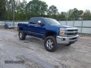✅ 2015 Chevrolet Silverado 2500HD LTZ • VIN: 1GC1KWE84FF545303 • Lot: 43327592. Wystawiony na IAAI z przebiegiem 148 742 mil. Bezpłatny archiwum sprzedaży aukcyjnych z USA i szczegółowy raport historii pojazdu na DreamBid. Zdjęcie 1.