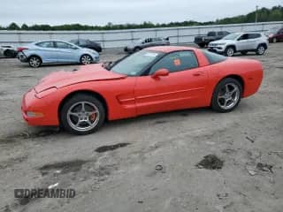 ✅ 1998 Chevrolet Corvette • VIN: 1G1YY22GXW5106994 • Lot: 69736755. Wystawiony na Copart z przebiegiem 88 853 mil mil. Skorzystaj z bezpłatnego archiwum sprzedaży aukcyjnych z USA i zobacz szczegółowy raport historii pojazdu na DreamBid. Zdjęcie 1.