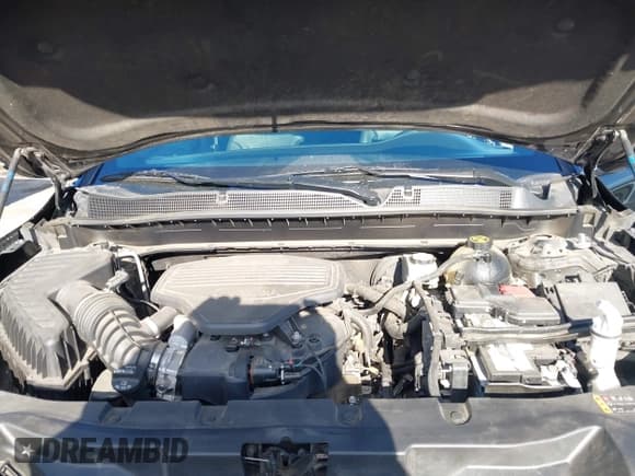 ✅ 2020 Chevrolet Blazer LT • VIN: 3GNKBJRS4LS545944 • Lot: 42670500. Wystawiony na IAAI z przebiegiem 75 844 mil. Bezpłatny archiwum sprzedaży aukcyjnych z USA i szczegółowy raport historii pojazdu na DreamBid. Zdjęcie 10.