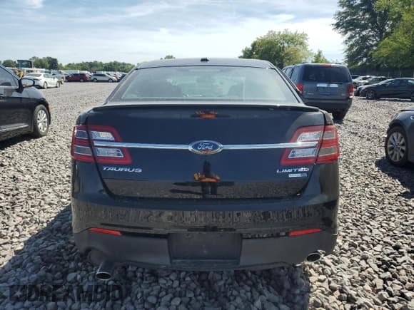 ✅ 2017 Ford Taurus Limited • VIN: 1FAHP2J82HG128375 • Лот: 70519125. Опубликован ранее на Copart с пробегом 49 360 миль. Бесплатный доступ к архиву аукционных продаж из США и подробный отчёт об истории автомобиля на DreamBid. Изображение 6.