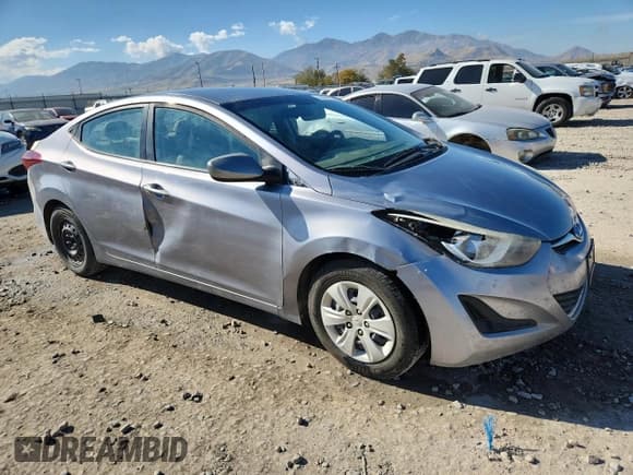 ✅ 2016 Hyundai Elantra SE • VIN: 5NPDH4AE3GH700989 • Lot: 89731375. Listed on Copart with 150,283 mi. Free auction sales archive from the USA and detailed vehicle history report at DreamBid. Image 4.