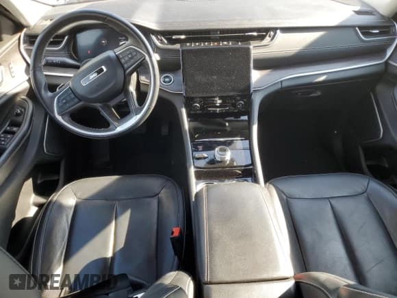 ✅ 2021 Jeep Grand Cherokee Limited • VIN: 1C4RJKBG5M8135315 • Lot: 70465615. Wystawiony na Copart z przebiegiem 23 700 mil. Bezpłatny archiwum sprzedaży aukcyjnych z USA i szczegółowy raport historii pojazdu na DreamBid. Zdjęcie 8.