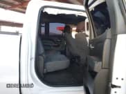 ✅ 2017 GMC Sierra 1500 SLE • VIN: 3GTP1MEC3HG125359 • Lot: 43314024. Wystawiony na IAAI z przebiegiem 87 200 mil. Bezpłatny archiwum sprzedaży aukcyjnych z USA i szczegółowy raport historii pojazdu na DreamBid. Zdjęcie 8.