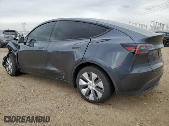 ✅ 2024 Tesla Model Y Long Range • VIN: 7SAYGDEE8RA241541 • Лот: 47791135. Опубликован ранее на Copart с пробегом 22 260 миль. Бесплатный доступ к архиву аукционных продаж из США и подробный отчёт об истории автомобиля на DreamBid. Изображение 2.