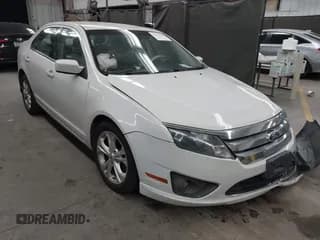 ✅ 2012 Ford Fusion SE • VIN: 3FAHP0HA8CR138956 • Lot: 43172708. Wystawiony na IAAI z przebiegiem 152 529 mil. Bezpłatny archiwum sprzedaży aukcyjnych z USA i szczegółowy raport historii pojazdu na DreamBid. Zdjęcie 1.