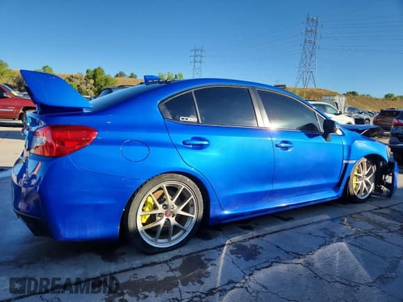 ✅ 2018 Subaru WRX STI • VIN: JF1VA2N64J9828986 • Lot: 80289845. Wystawiony na Copart z przebiegiem 85 065 mil. Bezpłatny archiwum sprzedaży aukcyjnych z USA i szczegółowy raport historii pojazdu na DreamBid. Zdjęcie 3.
