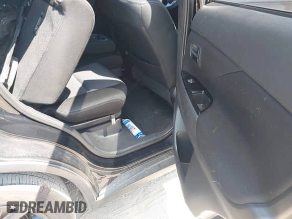 2018 Mitsubishi Outlander SE with VIN JA4AD3A36JZ031408, listed as a IAAI auction lot 42970834 with 106,485 mi miles and . Bid and sale history available at DreamBid. Image 8.