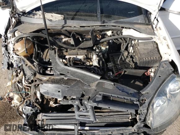 ✅ 2008 Volkswagen Golf GTI • VIN: WVWFV71K38W340157 • Lot: 44720035. Wystawiony na Copart z przebiegiem 169 340 mil. Bezpłatny archiwum sprzedaży aukcyjnych z USA i szczegółowy raport historii pojazdu na DreamBid. Zdjęcie 12.