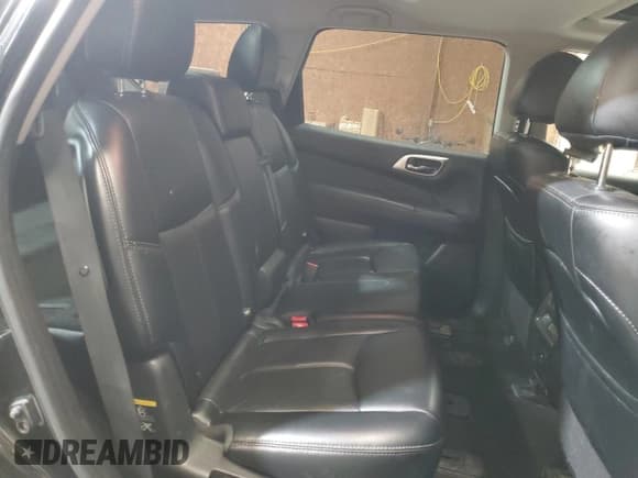 ✅ 2015 Nissan Pathfinder Platinum • VIN: 5N1AR2MM7FC636923 • Lot: 59771845. Listed on Copart with 107,238 mi. Free auction sales archive from the USA and detailed vehicle history report at DreamBid. Image 11.