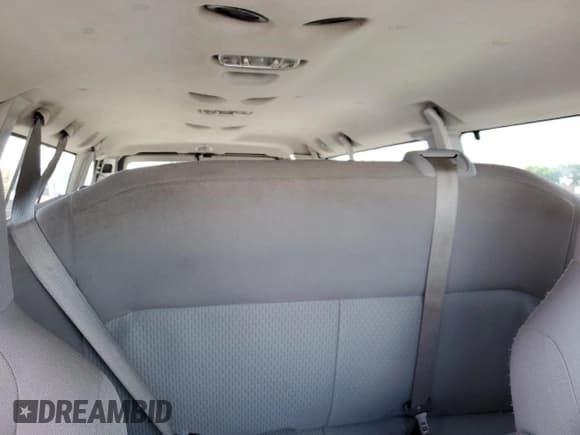 ✅ 2013 Ford Econoline Passenger XL • VIN: 1FBSS3BL3DDA55962 • Lot: 60609895. Wystawiony na Copart z przebiegiem 316 733 mil. Bezpłatny archiwum sprzedaży aukcyjnych z USA i szczegółowy raport historii pojazdu na DreamBid. Zdjęcie 10.