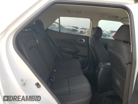 ✅ 2021 Hyundai Venue SEL • VIN: KMHRC8A35MU077222 • Lot: 85539104. Listed on Copart with 45,128 mi. Free auction sales archive from the USA and detailed vehicle history report at DreamBid. Image 10.