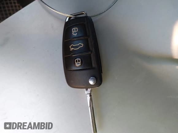 ✅ 2015 Audi A3 Premium • VIN: WAUAJGFF8F1067824 • Лот: 43786484. Опубликован ранее на IAAI с пробегом 118 096 миль. Бесплатный доступ к архиву аукционных продаж из США и подробный отчёт об истории автомобиля на DreamBid. Изображение 11.