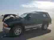 2001 Dodge Dakota Sport z VIN 1B7GG26N81S262671, wystawiony jako Copart lot #71080995 z przebiegiem 145 480 mil mil oraz Szkoda całkowita • Salvage title. Historia ofert i sprzedaży dostępna na DreamBid. Obrazek 1.