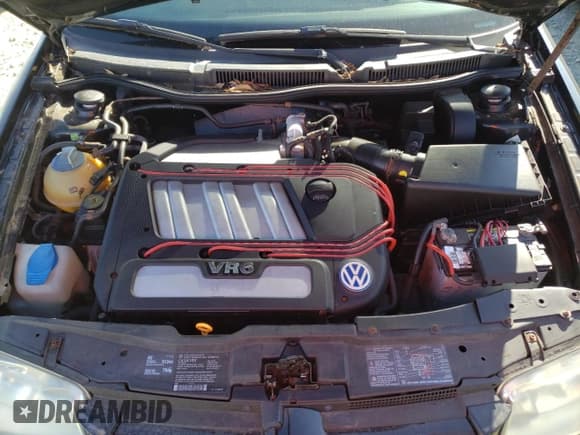 ✅ 2001 Volkswagen Jetta • VIN: 3VWTG29M41M043049 • Лот: 46185915. Опубликован ранее на Copart с пробегом 49 496 миль. Бесплатный доступ к архиву аукционных продаж из США и подробный отчёт об истории автомобиля на DreamBid. Изображение 11.