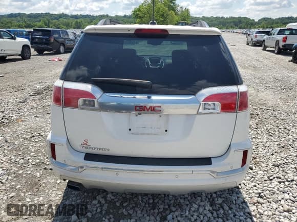 ✅ 2016 GMC Terrain Denali • VIN: 2GKALREK1G6155642 • Lot: 61268395. Wystawiony na Copart z przebiegiem 121 836 mil. Bezpłatny archiwum sprzedaży aukcyjnych z USA i szczegółowy raport historii pojazdu na DreamBid. Zdjęcie 6.