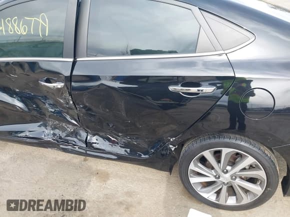 ✅ 2022 Hyundai Accent Limited • VIN: 3KPC34A62NE170759 • Lot: 41886779. Listed on IAAI with 34,474 mi. Free auction sales archive from the USA and detailed vehicle history report at DreamBid. Image 6.