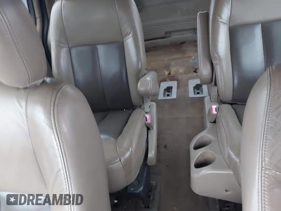 ✅ 2002 Oldsmobile Silhouette • VIN: 1GHDX13E62D219724 • Lot: 43347282. Listed on IAAI with 310,007 mi. Free auction sales archive from the USA and detailed vehicle history report at DreamBid. Image 8.