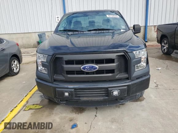✅ 2016 Ford F-150 XL • VIN: 1FTMF1E80GKE78809 • Lot: 82128535. Wystawiony na Copart z przebiegiem 117 544 mil. Bezpłatny archiwum sprzedaży aukcyjnych z USA i szczegółowy raport historii pojazdu na DreamBid. Zdjęcie 5.