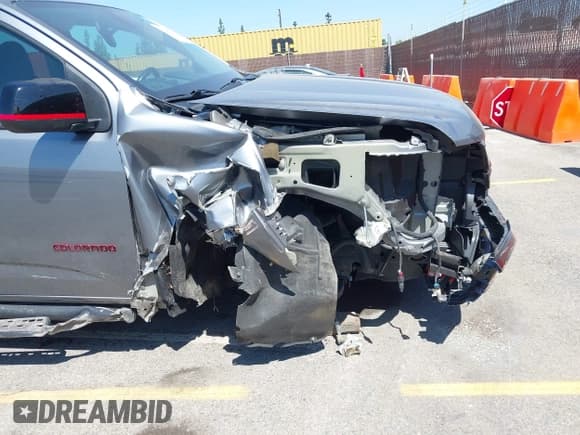 ✅ 2021 Chevrolet Colorado 2WD LT • VIN: 1GCGSCEN2M1111518 • Lot: 43166161. Listed on IAAI with 21,197 mi. Free auction sales archive from the USA and detailed vehicle history report at DreamBid. Image 6.
