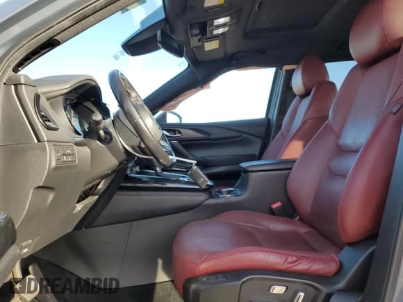 ✅ 2021 Mazda CX-9 Grand Touring • VIN: JM3TCADY1M0525902 • Lot: 92303935. Wystawiony na Copart z przebiegiem 68 873 mil. Bezpłatny archiwum sprzedaży aukcyjnych z USA i szczegółowy raport historii pojazdu na DreamBid. Zdjęcie 7.