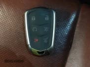 ✅ 2018 Cadillac Escalade ESV Luxury • VIN: 1GYS4HKJXJR274766 • Лот: 42323428. Опубликован ранее на IAAI с пробегом 174 012 миль. Бесплатный доступ к архиву аукционных продаж из США и подробный отчёт об истории автомобиля на DreamBid. Изображение 11.