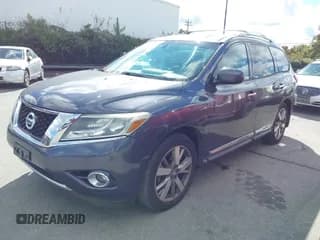 ✅ 2013 Nissan Pathfinder S • VIN: 5N1AR2MM6DC667822 • Lot: 43592261. Wystawiony na IAAI z przebiegiem 212 431 mil. Bezpłatny archiwum sprzedaży aukcyjnych z USA i szczegółowy raport historii pojazdu na DreamBid. Zdjęcie 2.