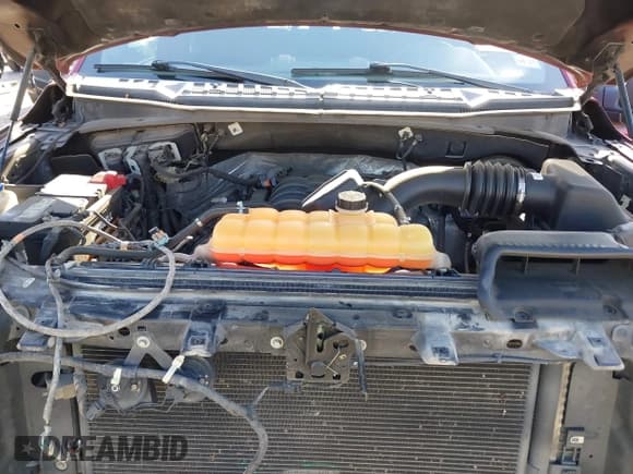 ✅ 2018 Ford F-150 XL • VIN: 1FTEW1C57JKD16986 • Lot: 42868469. Wystawiony na IAAI z przebiegiem 111 503 mil. Bezpłatny archiwum sprzedaży aukcyjnych z USA i szczegółowy raport historii pojazdu na DreamBid. Zdjęcie 10.