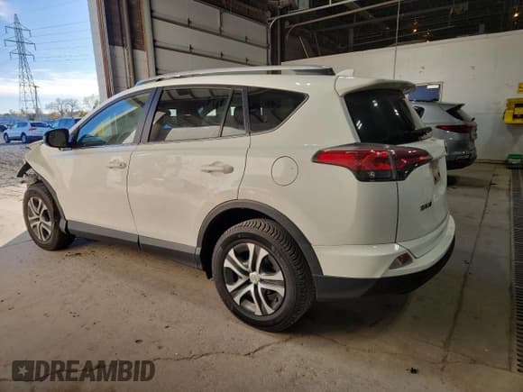✅ 2018 Toyota RAV4 LE • VIN: JTMBFREV7JJ217363 • Lot: 91433015. Listed on Copart with 66,579 mi. Free auction sales archive from the USA and detailed vehicle history report at DreamBid. Image 2.