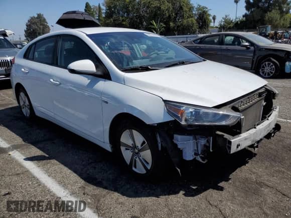 2020 Hyundai Ioniq Blue с VIN KMHC65LC8LU239268, выставлен на аукционе Copart как лот 68914634 с пробегом 88 636 миль миль и Списание • Salvage title. История ставок и продаж доступна на DreamBid. Изображение 4.