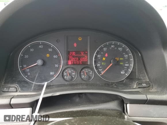 ✅ 2007 Volkswagen Jetta Wolfsburg Edition • VIN: 3VWEF81K37M085293 • Лот: 70127865. Опубликован ранее на Copart с пробегом 173 473 миль. Бесплатный доступ к архиву аукционных продаж из США и подробный отчёт об истории автомобиля на DreamBid. Изображение 9.