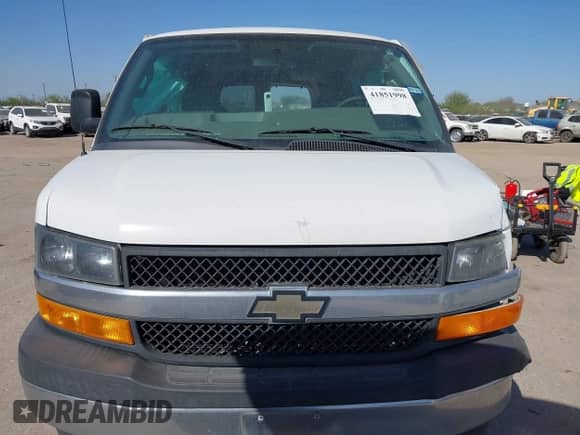 2017 Chevrolet Express Passenger LT с VIN 1GAWGFFF7H1280860, выставлен на аукционе IAAI как лот 41851998 с пробегом 109 735 миль миль и . История ставок и продаж доступна на DreamBid. Изображение 12.