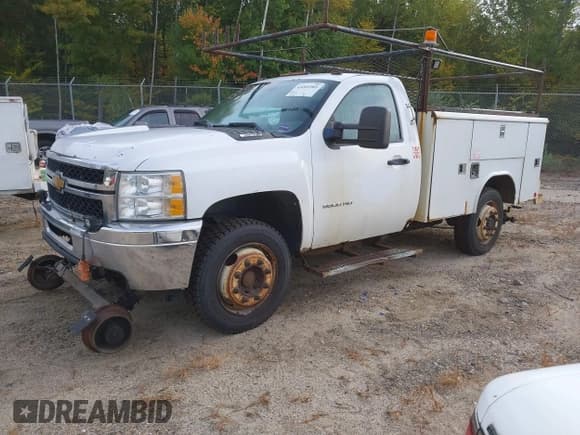✅ 2012 Chevrolet Silverado 2500HD Work Truck • VIN: 1GB0KVCG7CZ160946 • Лот: 43201905. Опубликован ранее на IAAI с пробегом 284 358 миль. Бесплатный доступ к архиву аукционных продаж из США и подробный отчёт об истории автомобиля на DreamBid. Изображение 17.