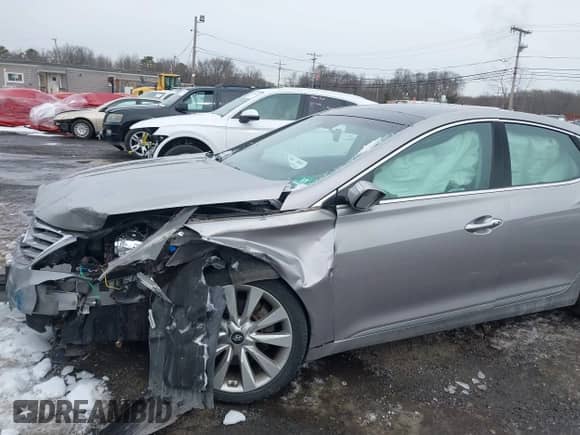 2014 Hyundai Azera Limited with VIN KMHFH4JG6EA361378, listed as a IAAI auction lot 41557210 with 58,561 mi miles and . Bid and sale history available at DreamBid. Image 17.