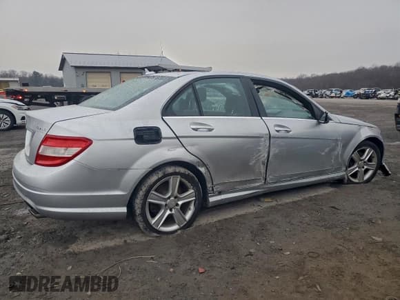 ✅ 2010 Mercedes-Benz C 300 Sport • VIN: WDDGF8BB9AR111272 • Lot: 96284365. Listed on Copart with 179,138 mi. Free auction sales archive from the USA and detailed vehicle history report at DreamBid. Image 3.