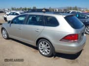 ✅ 2014 Volkswagen Jetta TDI w/Sunroof & Nav • VIN: 3VWPL7AJ9EM624287 • Lot: 42874434. Listed on IAAI with 193,345 mi. Free auction sales archive from the USA and detailed vehicle history report at DreamBid. Image 3.