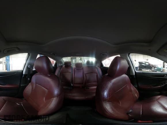 ✅ 2011 Hyundai Sonata Limited • VIN: 5NPEC4AC9BH035431 • Lot: 42960977. Listed on IAAI with 185,739 mi. Free auction sales archive from the USA and detailed vehicle history report at DreamBid. Image 18.