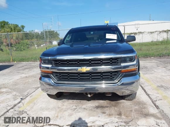 ✅ 2019 Chevrolet Silverado 1500 LT • VIN: 2GCRCPECXK1163496 • Lot: 42667633. Wystawiony na IAAI z przebiegiem 189 649 mil. Bezpłatny archiwum sprzedaży aukcyjnych z USA i szczegółowy raport historii pojazdu na DreamBid. Zdjęcie 6.